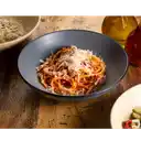 Spaghetti en Salsa Arrabiata con Salame