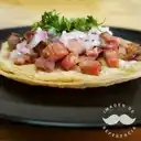 Orden de Tacos con Suadero